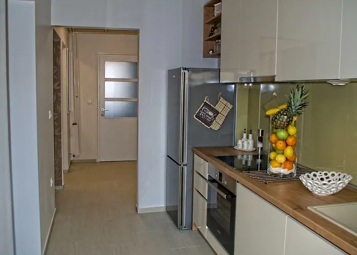 Nia Apartment